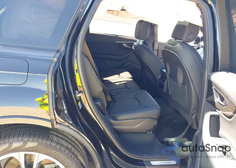 2025 Audi Q7 Premium Plus 45 Tfsi Quattro Tiptronic z USA, uszkodzony, nr VIN WA1LCBF78SD022127